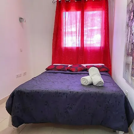 Villa Cristianos 4 Bed Townhouse Los Cristianos (Tenerife)