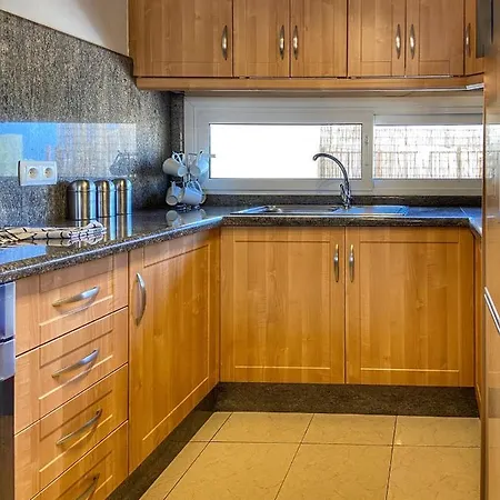 Cristianos 4 Bed Townhouse Villa Los Cristianos (Tenerife)